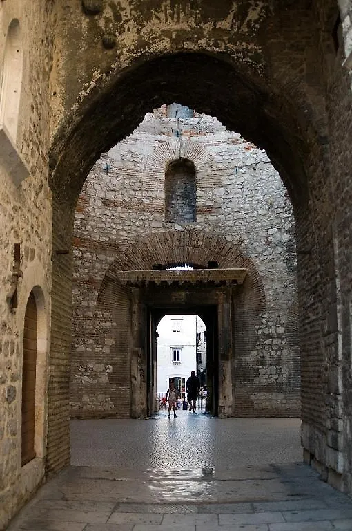Apartment Vestibul Inn Split Croatia