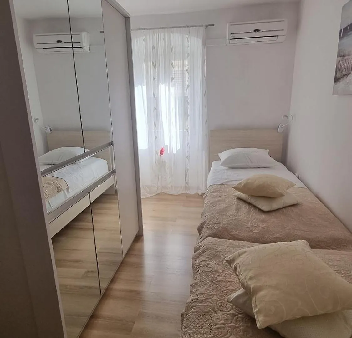 Apartment Vestibul Inn Split